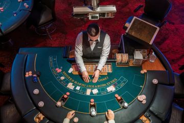 online gaming risks benefits